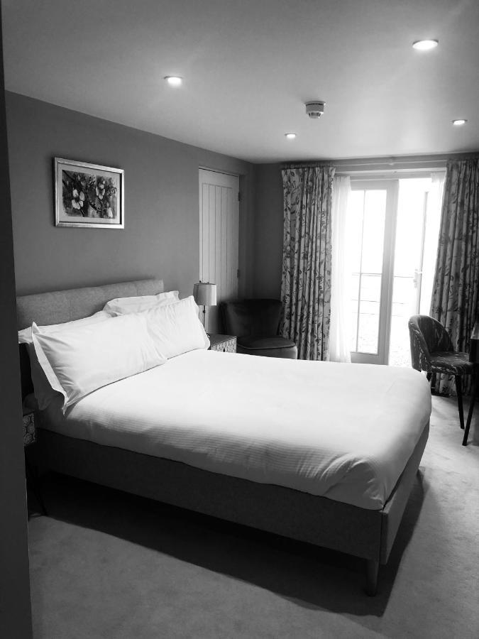 The Kings Head Hotell Whiteparish Exteriör bild