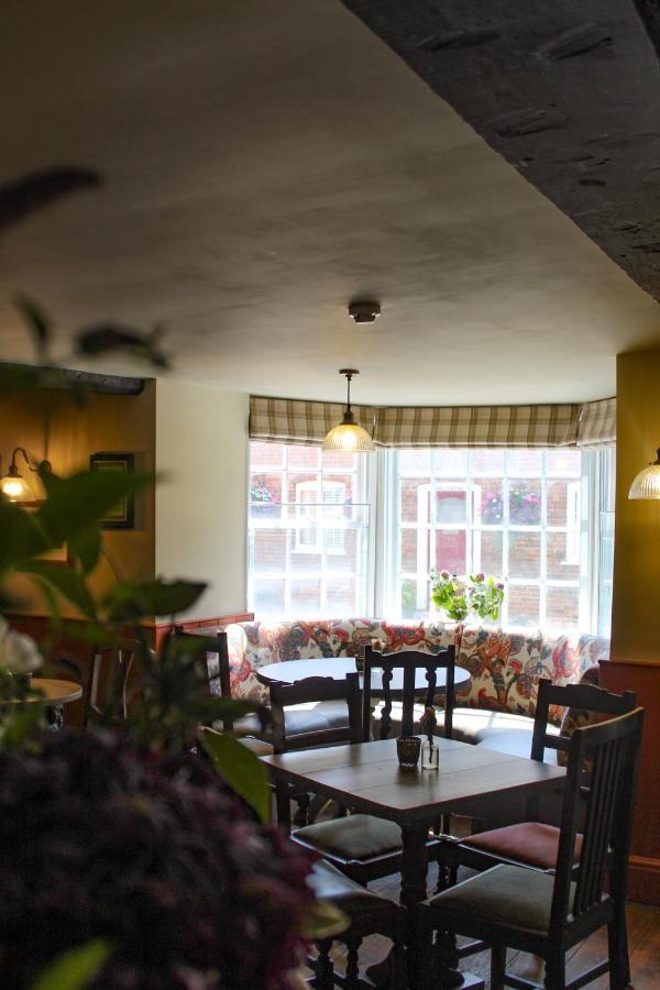 The Kings Head Hotell Whiteparish Exteriör bild